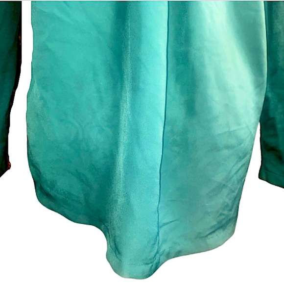 August Silk Women’s M Pocket Detail Long Sleeve Two Tone Green Flowing Blouse - Picture 5 of 9